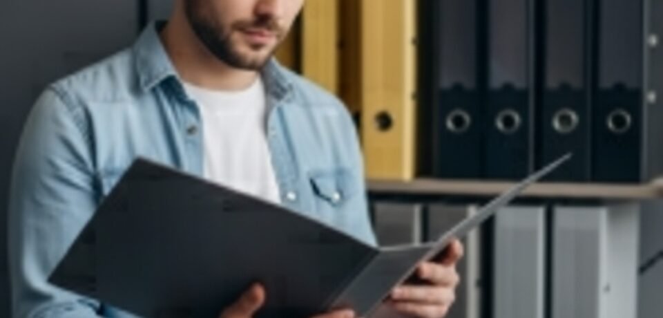 Muhammad_Anas_remove_girl_and_add_men_597f8192-b0fa-4fb4-9a47-38d231a35a59